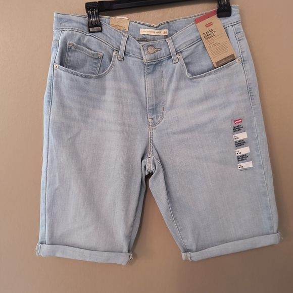 Levi's Classic Bermuda Short Femme - Le Short Iconique En Jean Pour Un Look Décontracté Chic